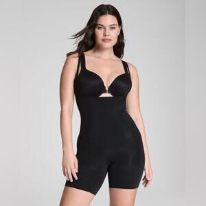 Spanx Open-Bust Mid-Thigh Bodysuit Shape Wear  Very Black Size 2XL EUC